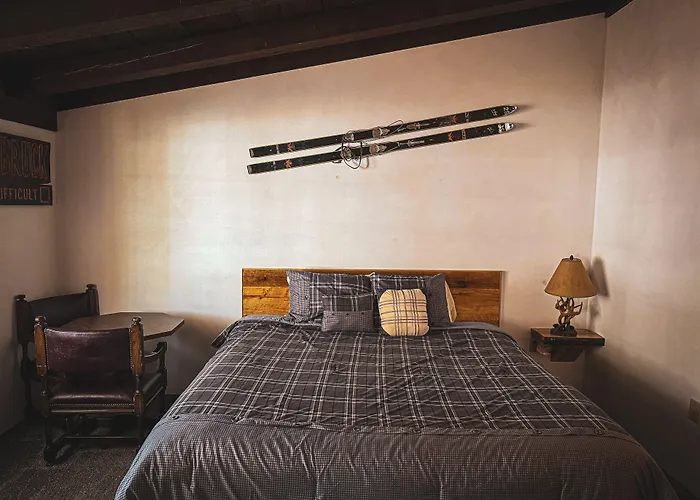 Whitecap Mountains Resort